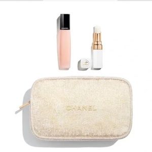 Chanel 2023 On-The-Go Moisture Holiday Makeup Set w/ Chanel bag 🥰